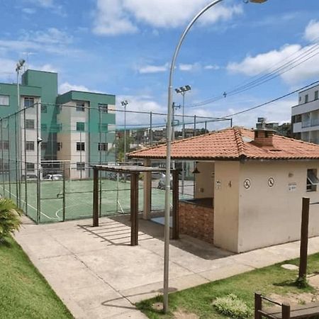 Condominio Encantador Com Estacionamento Vespasiano Buitenkant foto